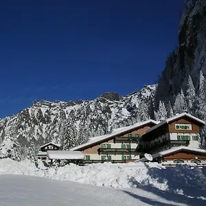 Roy Hotel